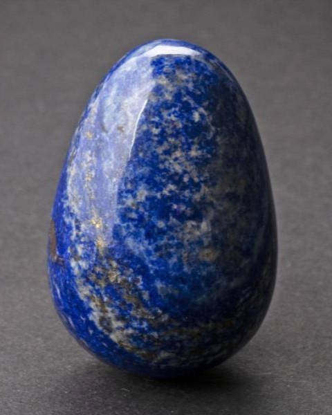 Yoni-Ei Lapislazuli - Größe nach Wahl - gebohrt